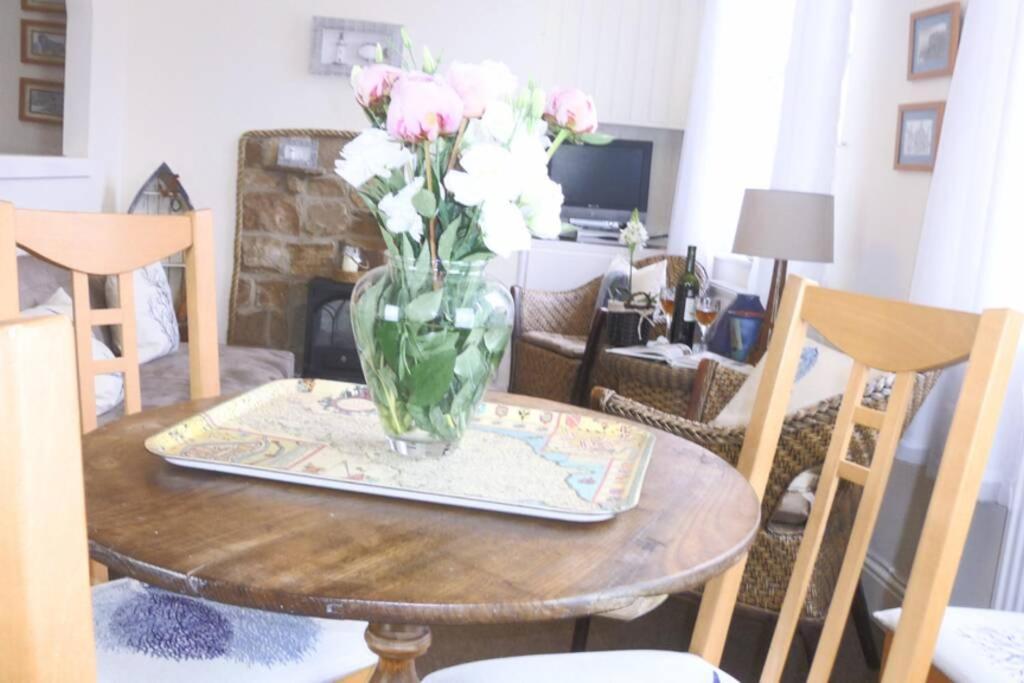 Kikas Cottage, Rear 89 Church Street, White Horse Yard ウィットビー エクステリア 写真