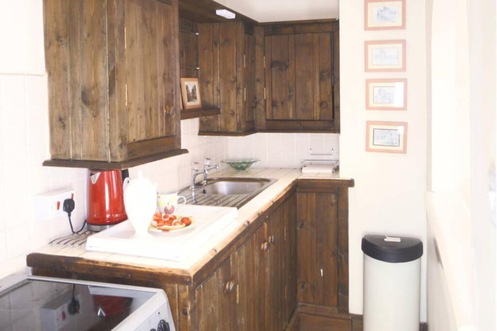 Kikas Cottage, Rear 89 Church Street, White Horse Yard ウィットビー エクステリア 写真